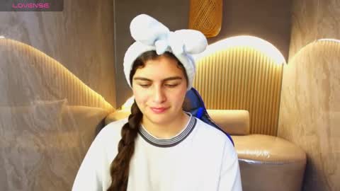 Snapshot of dany_r_ chatting on October 21, 1:12 pm Dany online show from October 21, 1:12 pm