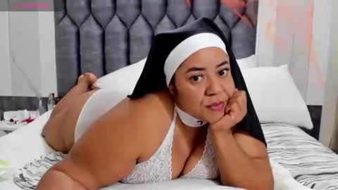 Snapshot of daphaineex chatting on October 31, 1:23 pm daphaineex online show from October 31, 1:23 pm