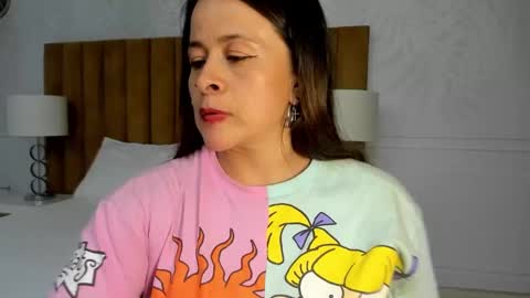 Daphne online show from February 12, 8:27 am