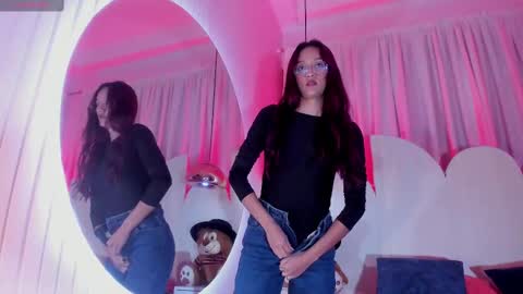 Daphne online show from February 13, 5:44 pm