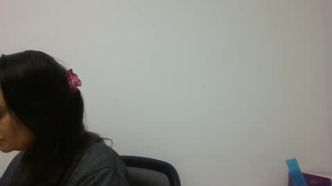 dapnne online show from February 10, 7:07 pm