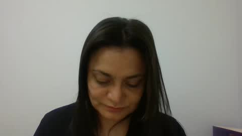 dapnne online show from February 14, 1:40 pm