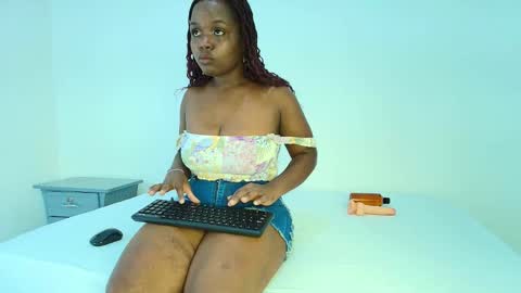 Darelyn online show from September 8, 8:19 pm