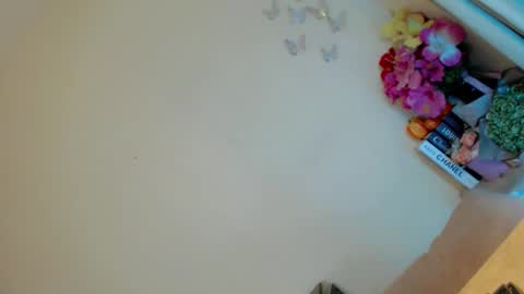 Snapshot of daretolovemexx chatting on December 7, 9:28 am Angel Condensada online show from December 7, 9:28 am