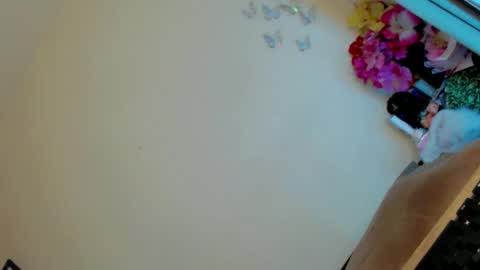 Snapshot of daretolovemexx chatting on February 3, 1:09 am Angel Condensada online show from February 3, 1:09 am