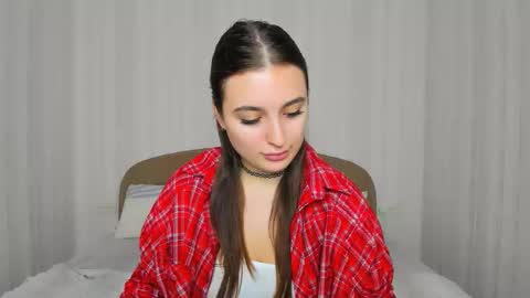 daria_de_luxe online show from November 16, 7:41 pm