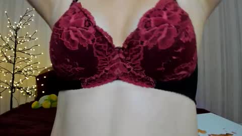 daria_de_luxe online show from December 1, 8:58 pm