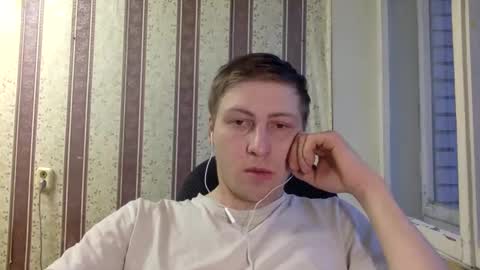 darienlarge online show from December 6, 6:59 am