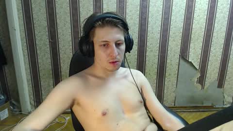 darienlarge online show from October 1, 5:41 pm