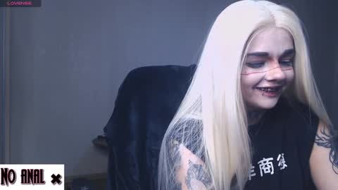 Anessa  online show from December 10, 10:16 pm