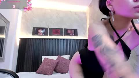 Dark online show from September 18, 11:56 am