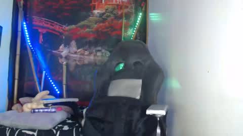 dark_doll5 online show from December 11, 9:09 am