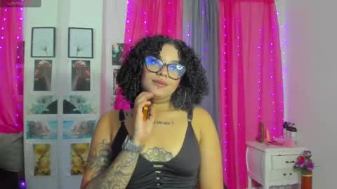 dark_flama online show from October 15, 12:05 pm