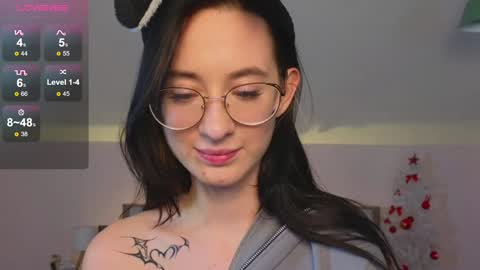 Snapshot of dark_lola_ chatting on December 23, 3:44 pm Lola online show from December 23, 3:44 pm