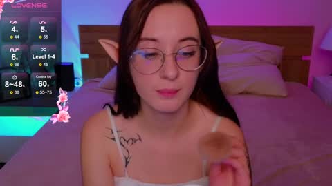 Snapshot of dark_lola_ chatting on February 8, 1:01 pm Lola online show from February 8, 1:01 pm