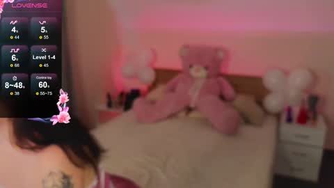 Snapshot of dark_lola_ chatting on February 20, 6:17 am Lola online show from February 20, 6:17 am