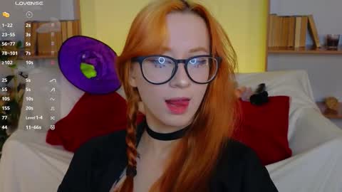Snapshot of dark_lola_ chatting on November 24, 1:49 am Lola online show from November 24, 1:49 am