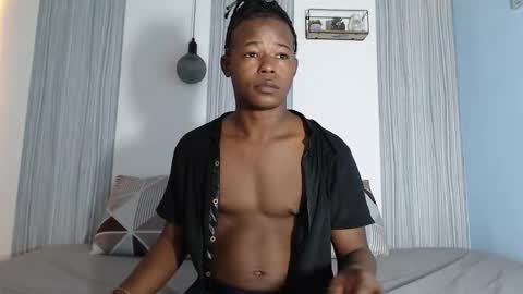 Chris  online show from November 13, 6:29 pm