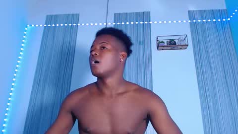 Chris  online show from November 30, 3:21 am