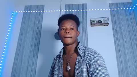 Chris  online show from December 2, 7:20 pm