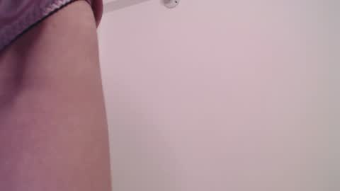  Candy   online show from December 16, 10:56 pm