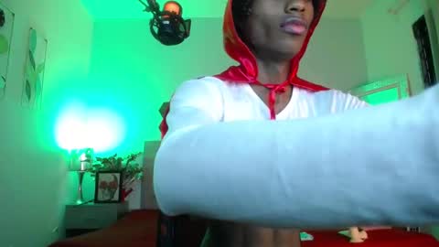 Snapshot of darkcandyboy chatting on September 28, 12:21 pm darkcandyboy online show from September 28, 12:21 pm