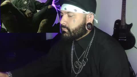 darkclothes online show from December 25, 3:08 am