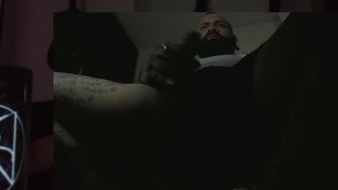 darkclothes online show from December 26, 2:27 pm