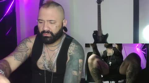 darkclothes online show from December 30, 10:21 am