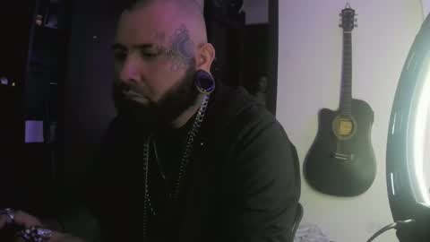 darkclothes online show from January 5, 11:12 pm