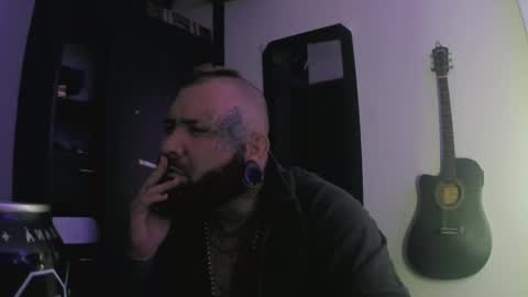 darkclothes online show from January 7, 1:17 am