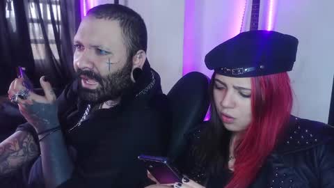 darkclothes online show from February 27, 2:54 pm