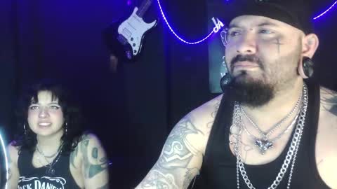 darkclothes online show from October 26, 4:40 am