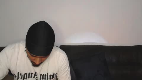 Snapshot of darkdesirevf chatting on November 21, 4:00 am darkdesirevf online show from November 21, 4:00 am