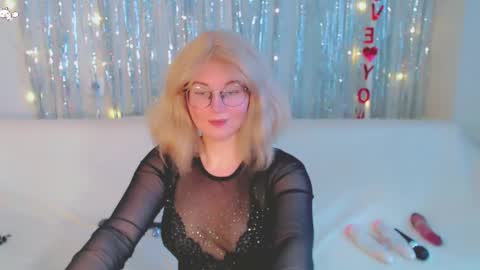 Kelly online show from March 6, 12:41 pm