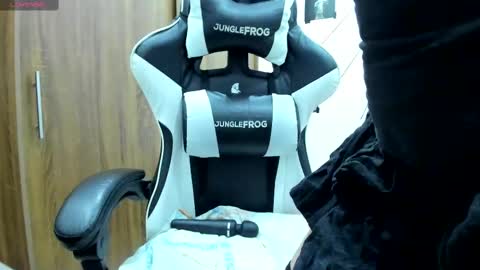 Hi Im Yuri  independent modelhelp me get my 111 hands upuwu online show from March 9, 10:41 pm