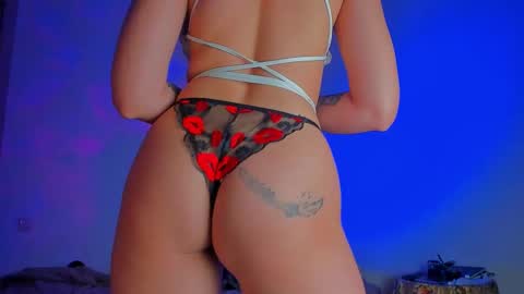 darklilixxx online show from September 12, 7:36 pm