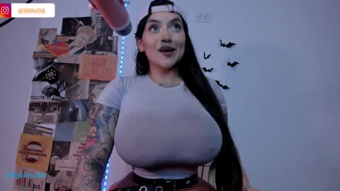 darknes_lilith18 online show from December 11, 1:37 am