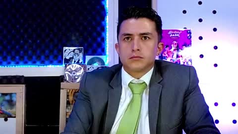 DARKO0717 online show from January 17, 5:30 pm