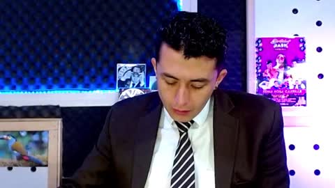 DARKO0717 online show from January 18, 1:51 pm