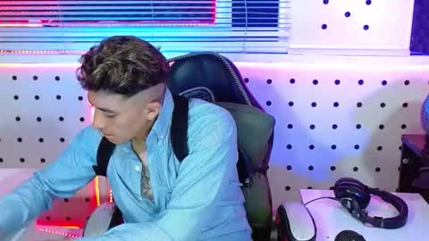 DARKO0717 online show from November 4, 11:31 am