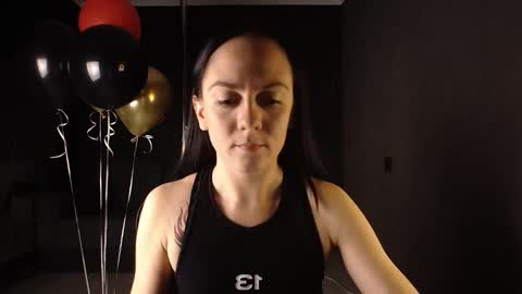 darkspark_ online show from October 8, 8:23 am