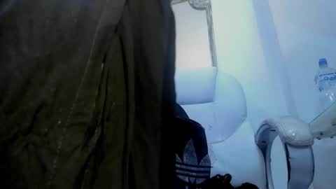 Snapshot of darlingbdsm_ chatting on January 8, 1:20 pm Darling online show from January 8, 1:20 pm