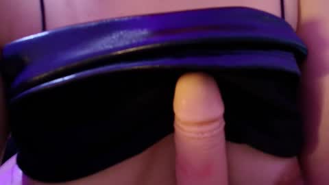 Snapshot of darlingbdsm_ chatting on January 25, 6:02 pm Darling online show from January 25, 6:02 pm