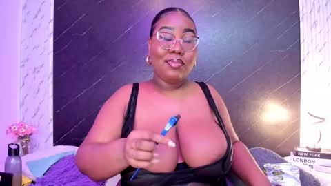  Darnell Queen online show from October 6, 3:59 am