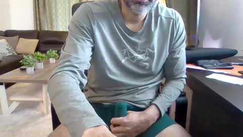 darryl43321 online show from December 12, 5:26 pm