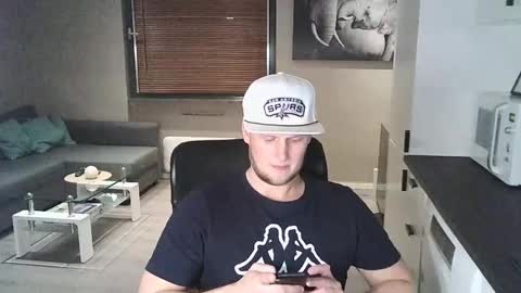 Dario online show from September 8, 6:51 pm