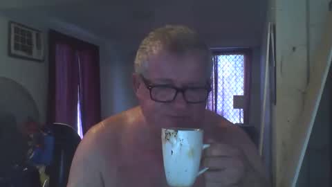 darwincock online show from January 3, 10:40 pm