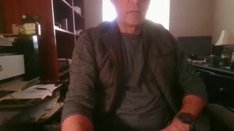 Snapshot of davethebooky chatting on October 23, 5:01 pm Dave online show from October 23, 5:01 pm