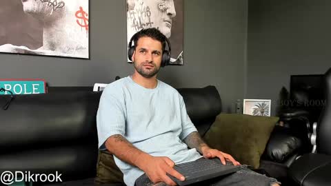 Daves online show from December 2, 1:57 pm